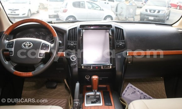 Buy Import Toyota Land Cruiser White Car in Import - Dubai in Malawi Buy Import Toyota Land Cruiser White Car in Import - Dubai in Malawi