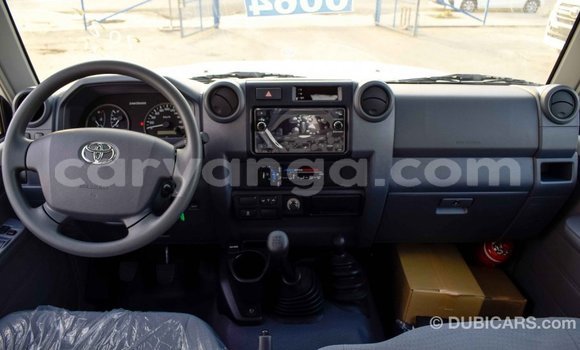 Buy Import Toyota Land Cruiser White Car in Import - Dubai in Malawi Buy Import Toyota Land Cruiser White Car in Import - Dubai in Malawi