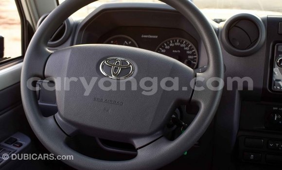 Buy Import Toyota Land Cruiser White Car in Import - Dubai in Malawi Buy Import Toyota Land Cruiser White Car in Import - Dubai in Malawi