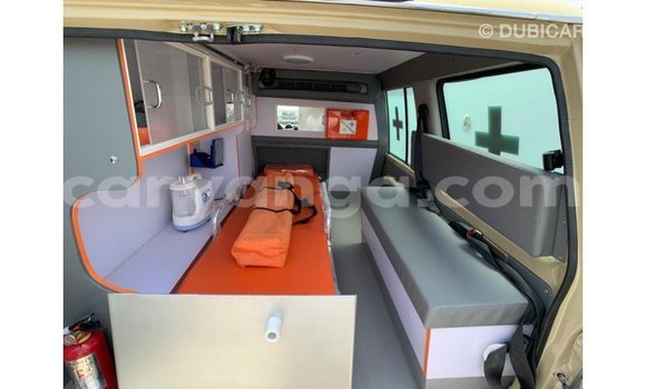 Buy Import Toyota Land Cruiser Beige Car in Import - Dubai in Malawi Buy Import Toyota Land Cruiser Beige Car in Import - Dubai in Malawi