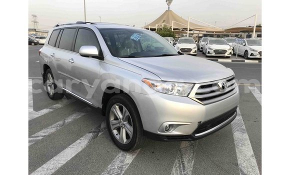 Buy Import Toyota Highlander Other Car in Import - Dubai in Malawi Buy Import Toyota Highlander Other Car in Import - Dubai in Malawi
