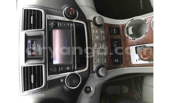 Buy Import Toyota Highlander Other Car in Import - Dubai in Malawi Buy Import Toyota Highlander Other Car in Import - Dubai in Malawi