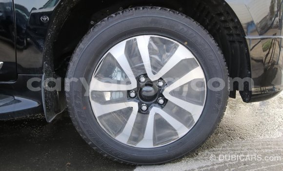 Acheter Import Voiture Toyota Land Cruiser Noir à Import - Dubai, Malawi Acheter Import Voiture Toyota Land Cruiser Noir à Import - Dubai, Malawi