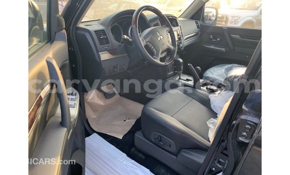 Buy Import Mitsubishi Pajero Black Car in Import - Dubai in Malawi Buy Import Mitsubishi Pajero Black Car in Import - Dubai in Malawi