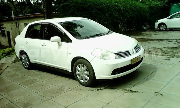 Acheter Occasion Voiture Nissan Note Blanc à Limbe, Malawi Acheter Occasion Voiture Nissan Note Blanc à Limbe, Malawi