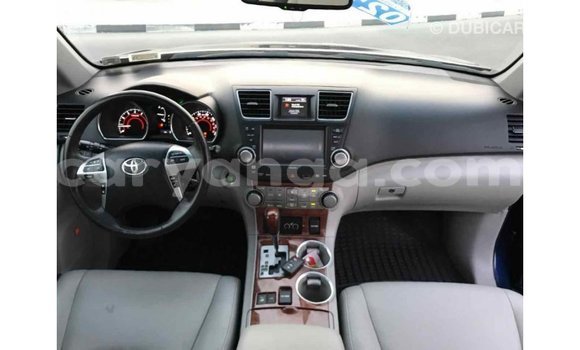 Buy Import Toyota Highlander Blue Car in Import - Dubai in Malawi Buy Import Toyota Highlander Blue Car in Import - Dubai in Malawi