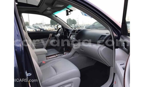 Buy Import Toyota Highlander Blue Car in Import - Dubai in Malawi Buy Import Toyota Highlander Blue Car in Import - Dubai in Malawi