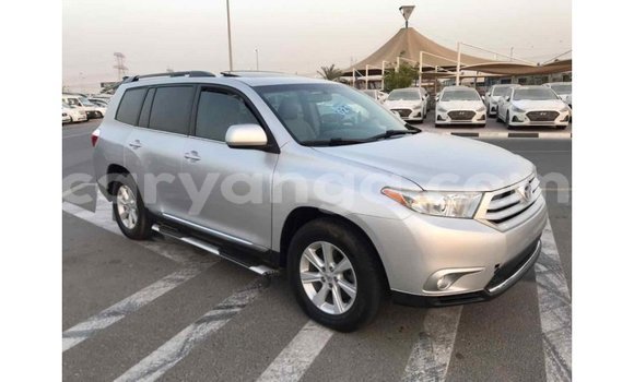 Nunua Imported Toyota Highlander Other Gari ndani ya Import - Dubai nchini Malawi Nunua Imported Toyota Highlander Other Gari ndani ya Import - Dubai nchini Malawi