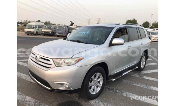 Nunua Imported Toyota Highlander Other Gari ndani ya Import - Dubai nchini Malawi Nunua Imported Toyota Highlander Other Gari ndani ya Import - Dubai nchini Malawi