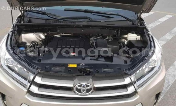 Nunua Imported Toyota Highlander Beige Gari ndani ya Import - Dubai nchini Malawi Nunua Imported Toyota Highlander Beige Gari ndani ya Import - Dubai nchini Malawi