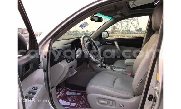 Buy Import Toyota Highlander Other Car in Import - Dubai in Malawi Buy Import Toyota Highlander Other Car in Import - Dubai in Malawi