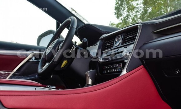 Acheter Import Voiture Lexus RX 300 Blanc à Import - Dubai, Malawi Acheter Import Voiture Lexus RX 300 Blanc à Import - Dubai, Malawi