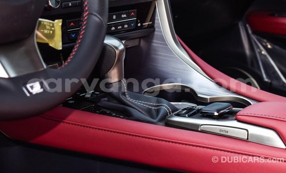 Acheter Import Voiture Lexus RX 300 Blanc à Import - Dubai, Malawi Acheter Import Voiture Lexus RX 300 Blanc à Import - Dubai, Malawi