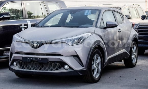 Acheter Import Voiture Toyota C-HR Autre à Import - Dubai, Malawi Acheter Import Voiture Toyota C-HR Autre à Import - Dubai, Malawi