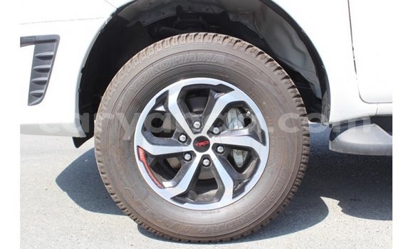 Buy Import Toyota Hilux White Car in Import - Dubai in Malawi Buy Import Toyota Hilux White Car in Import - Dubai in Malawi