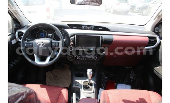 Buy Import Toyota Hilux White Car in Import - Dubai in Malawi Buy Import Toyota Hilux White Car in Import - Dubai in Malawi