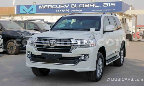 Acheter Import Voiture Toyota Land Cruiser Blanc à Import - Dubai, Malawi Acheter Import Voiture Toyota Land Cruiser Blanc à Import - Dubai, Malawi