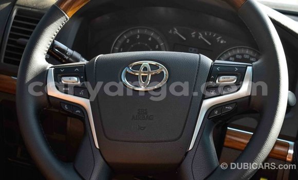 Nunua Imported Toyota Land Cruiser White Gari ndani ya Import - Dubai nchini Malawi Nunua Imported Toyota Land Cruiser White Gari ndani ya Import - Dubai nchini Malawi