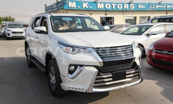Buy Import Toyota Fortuner White Car in Import - Dubai in Malawi Buy Import Toyota Fortuner White Car in Import - Dubai in Malawi