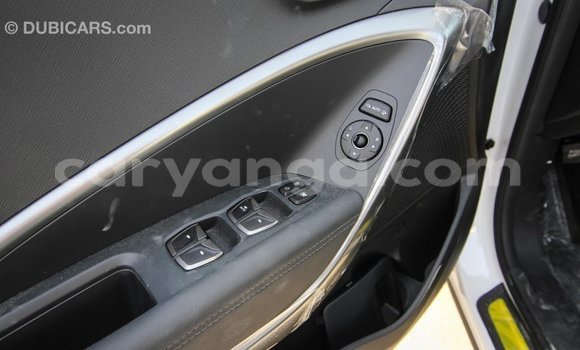 Nunua Imported Hyundai Santa Fe White Gari ndani ya Import - Dubai nchini Malawi Nunua Imported Hyundai Santa Fe White Gari ndani ya Import - Dubai nchini Malawi