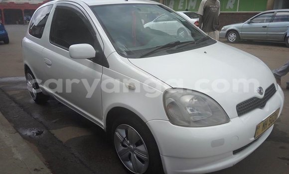 Buy Used Toyota Vitz White Car in Limbe in Malawi Buy Used Toyota Vitz White Car in Limbe in Malawi