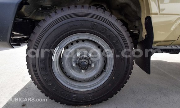 Buy Import Toyota Land Cruiser Beige Car in Import - Dubai in Malawi Buy Import Toyota Land Cruiser Beige Car in Import - Dubai in Malawi