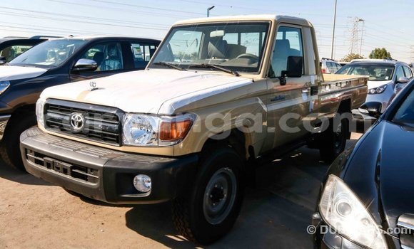 Buy Import Toyota Land Cruiser Beige Car in Import - Dubai in Malawi Buy Import Toyota Land Cruiser Beige Car in Import - Dubai in Malawi