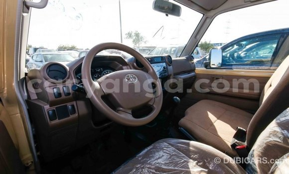 Buy Import Toyota Land Cruiser Beige Car in Import - Dubai in Malawi Buy Import Toyota Land Cruiser Beige Car in Import - Dubai in Malawi