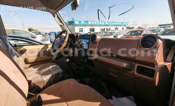 Buy Import Toyota Land Cruiser Beige Car in Import - Dubai in Malawi Buy Import Toyota Land Cruiser Beige Car in Import - Dubai in Malawi