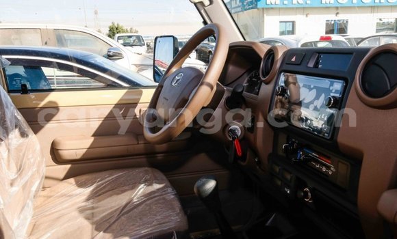 Buy Import Toyota Land Cruiser Beige Car in Import - Dubai in Malawi Buy Import Toyota Land Cruiser Beige Car in Import - Dubai in Malawi
