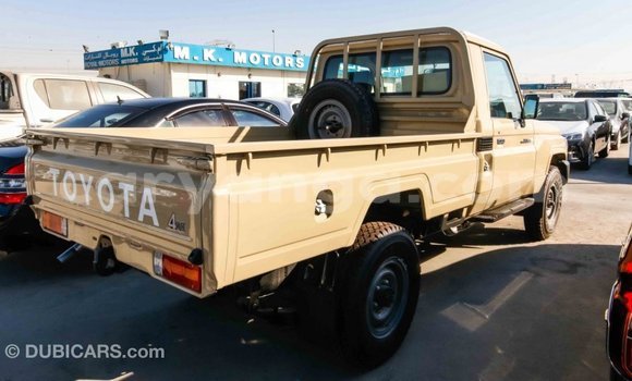 Buy Import Toyota Land Cruiser Beige Car in Import - Dubai in Malawi Buy Import Toyota Land Cruiser Beige Car in Import - Dubai in Malawi