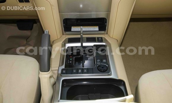 Acheter Import Voiture Toyota Land Cruiser Autre à Import - Dubai, Malawi Acheter Import Voiture Toyota Land Cruiser Autre à Import - Dubai, Malawi