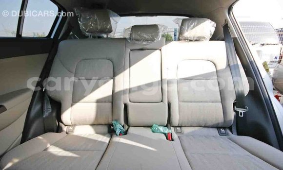 Nunua Imported Kia Sportage Other Gari ndani ya Import - Dubai nchini Malawi Nunua Imported Kia Sportage Other Gari ndani ya Import - Dubai nchini Malawi
