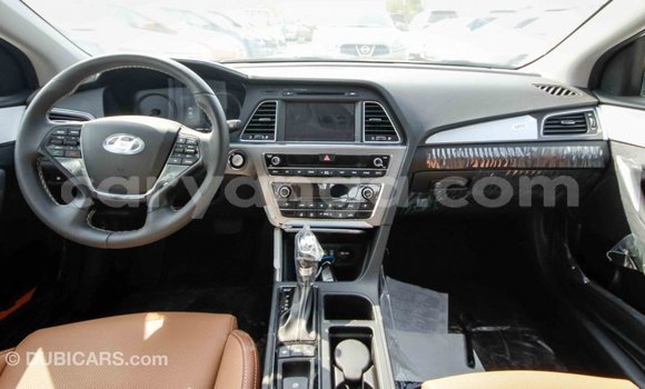 Buy Import Hyundai Sonata White Car in Import - Dubai in Malawi Buy Import Hyundai Sonata White Car in Import - Dubai in Malawi