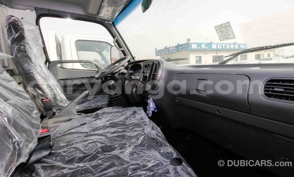 Nunua Imported Hyundai Chorus White Lori ndani ya Import - Dubai nchini Malawi Nunua Imported Hyundai Chorus White Lori ndani ya Import - Dubai nchini Malawi