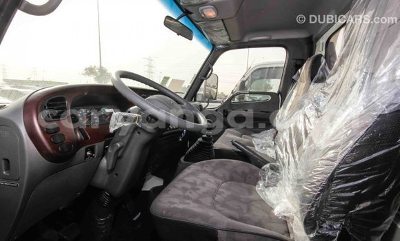 Nunua Imported Hyundai Chorus White Lori ndani ya Import - Dubai nchini Malawi Nunua Imported Hyundai Chorus White Lori ndani ya Import - Dubai nchini Malawi