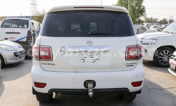 Buy Import Nissan Patrol White Car in Import - Dubai in Malawi Buy Import Nissan Patrol White Car in Import - Dubai in Malawi