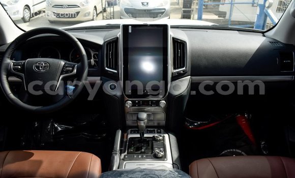 Buy Import Toyota Land Cruiser Black Car in Import - Dubai in Malawi Buy Import Toyota Land Cruiser Black Car in Import - Dubai in Malawi