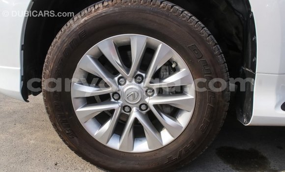Nunua Imported Lexus GX White Gari ndani ya Import - Dubai nchini Malawi Nunua Imported Lexus GX White Gari ndani ya Import - Dubai nchini Malawi