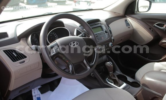 Nunua Imported Hyundai Tucson Beige Gari ndani ya Import - Dubai nchini Malawi Nunua Imported Hyundai Tucson Beige Gari ndani ya Import - Dubai nchini Malawi