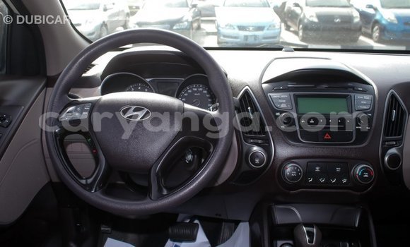 Nunua Imported Hyundai Tucson Beige Gari ndani ya Import - Dubai nchini Malawi Nunua Imported Hyundai Tucson Beige Gari ndani ya Import - Dubai nchini Malawi
