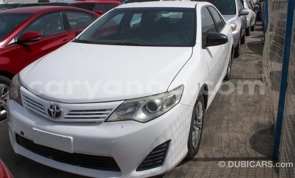 Buy Import Toyota Camry White Car in Import - Dubai in Malawi Buy Import Toyota Camry White Car in Import - Dubai in Malawi