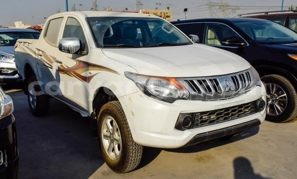 Buy Import Mitsubishi L200 White Car in Import - Dubai in Malawi Buy Import Mitsubishi L200 White Car in Import - Dubai in Malawi