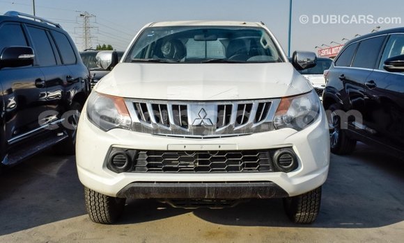 Buy Import Mitsubishi L200 White Car in Import - Dubai in Malawi Buy Import Mitsubishi L200 White Car in Import - Dubai in Malawi