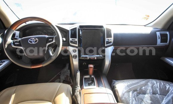 Buy Import Toyota Land Cruiser White Car in Import - Dubai in Malawi Buy Import Toyota Land Cruiser White Car in Import - Dubai in Malawi