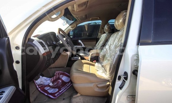 Buy Import Toyota Land Cruiser White Car in Import - Dubai in Malawi Buy Import Toyota Land Cruiser White Car in Import - Dubai in Malawi