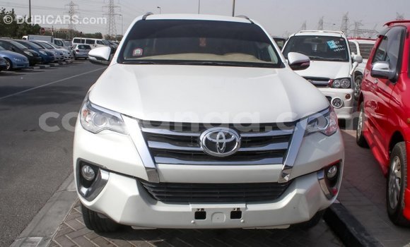 Buy Import Toyota Fortuner White Car in Import - Dubai in Malawi Buy Import Toyota Fortuner White Car in Import - Dubai in Malawi