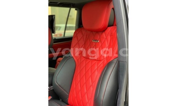 Acheter Import Voiture Lexus LX Noir à Import - Dubai, Malawi Acheter Import Voiture Lexus LX Noir à Import - Dubai, Malawi