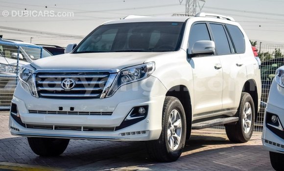 Nunua Imported Toyota Prado White Gari ndani ya Import - Dubai nchini Malawi Nunua Imported Toyota Prado White Gari ndani ya Import - Dubai nchini Malawi