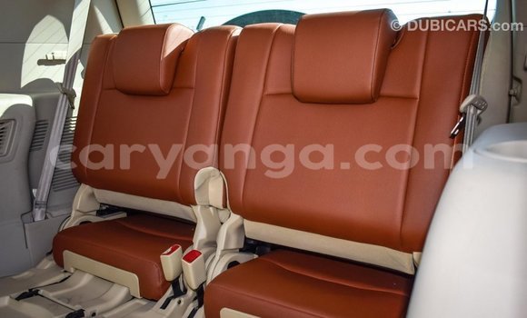 Nunua Imported Toyota Prado White Gari ndani ya Import - Dubai nchini Malawi Nunua Imported Toyota Prado White Gari ndani ya Import - Dubai nchini Malawi